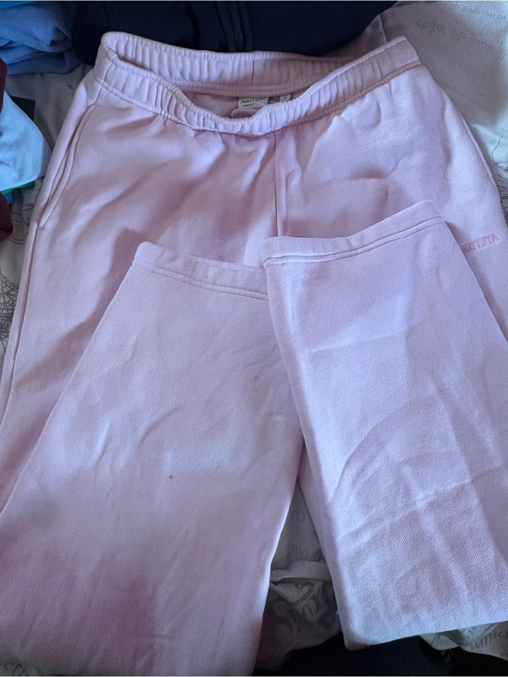 Aritzia Sweatpants – Light Pink - Picture 10 of 12